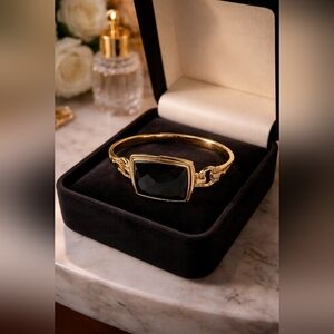 Vintage Monet Garnet Colored Glass Bracelet Gold Tone